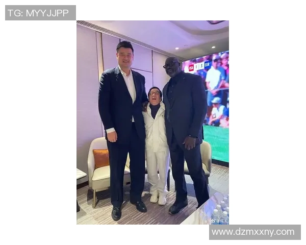 姚明与成龙同框合影展现巨星风采引发粉丝热议与期待