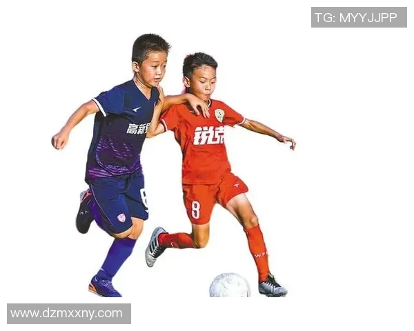 当今娱乐热度最高的足球明星揭晓背后的故事与成就 当今娱乐热度最高的足球明星揭晓背后的故事与成就