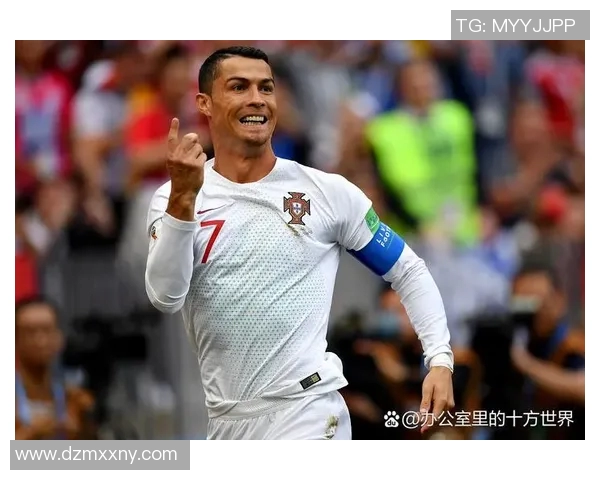 足球巨星C罗的辉煌成就与传奇人生全景回顾 足球巨星C罗的辉煌成就与传奇人生全景回顾