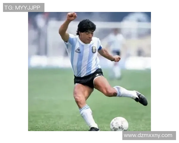 足球明星的传奇人生与对足球的热爱探讨 足球明星的传奇人生与对足球的热爱探讨